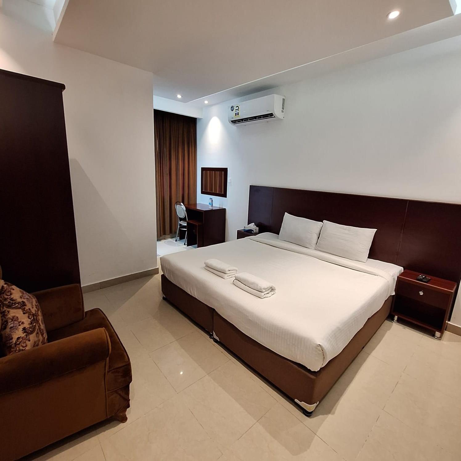 Aljawhara Inn Hotel Seeb Dış mekan fotoğraf
